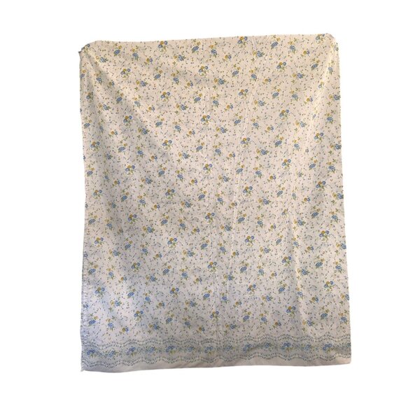 Westpoint Stevens Full Floral Bed Flat Sheet White Blue Yellow Cotton Polyester - Picture 2 of 4